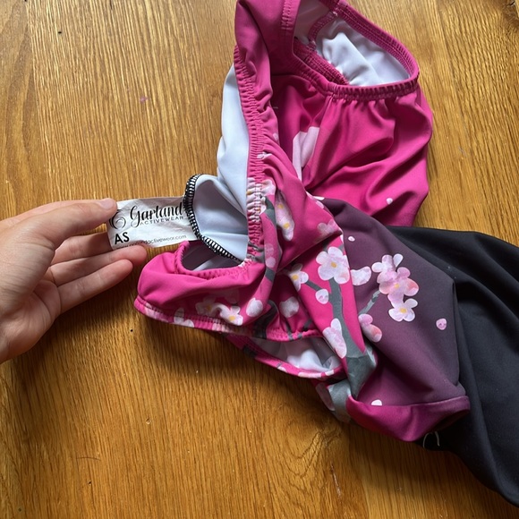 Garland Gymnastics Leotard - Picture 3 of 3